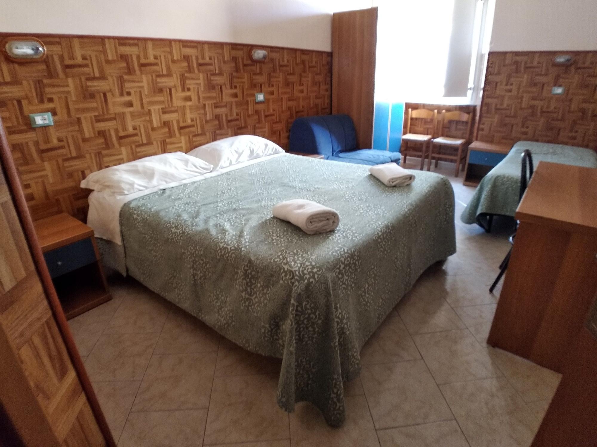 Hotel Cressy Rzym Zewnętrze zdjęcie