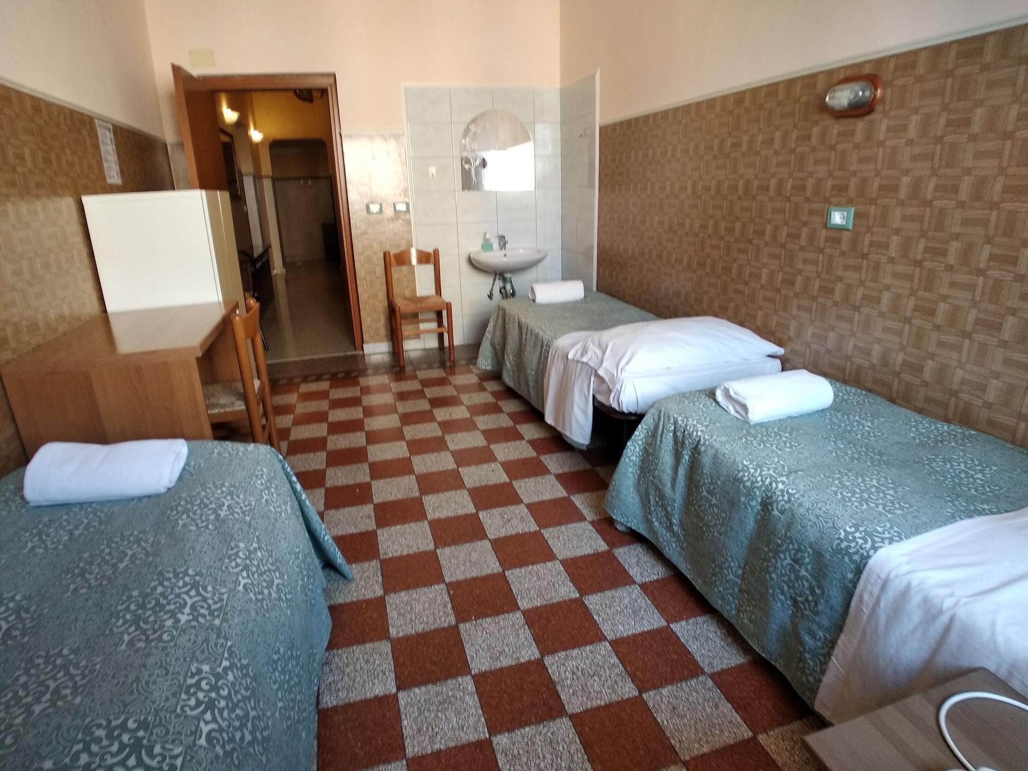 Hotel Cressy Rzym Zewnętrze zdjęcie