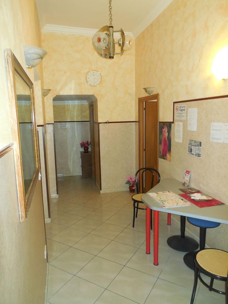 Hotel Cressy Rzym Zewnętrze zdjęcie