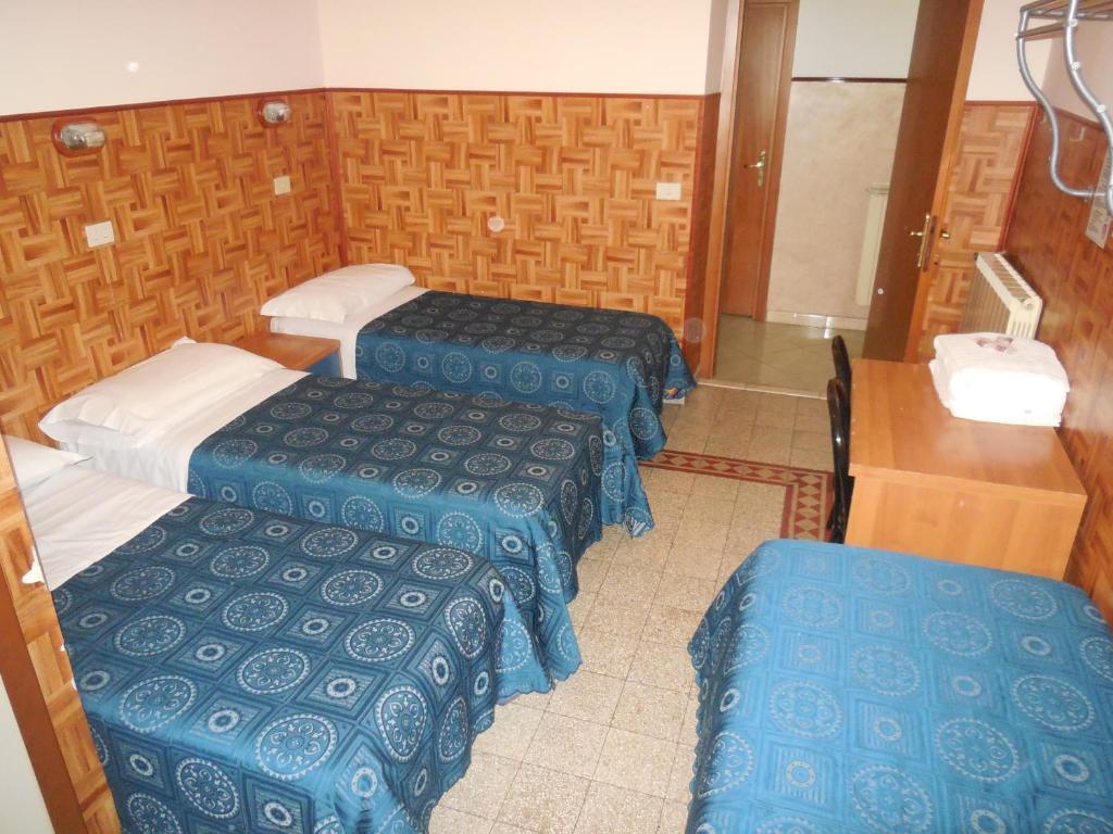 Hotel Cressy Rzym Pokój zdjęcie