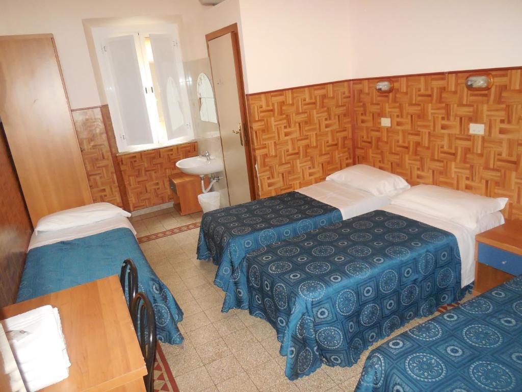 Hotel Cressy Rzym Zewnętrze zdjęcie