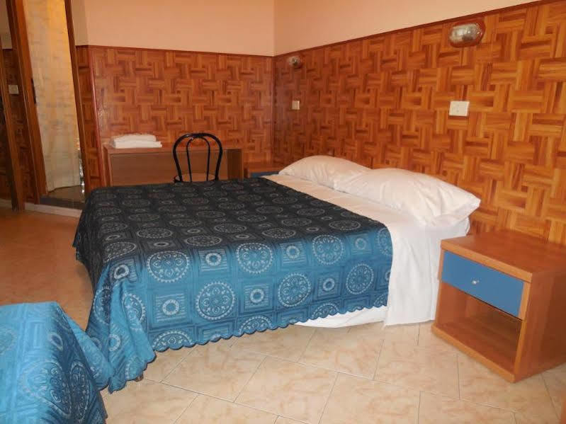Hotel Cressy Rzym Zewnętrze zdjęcie