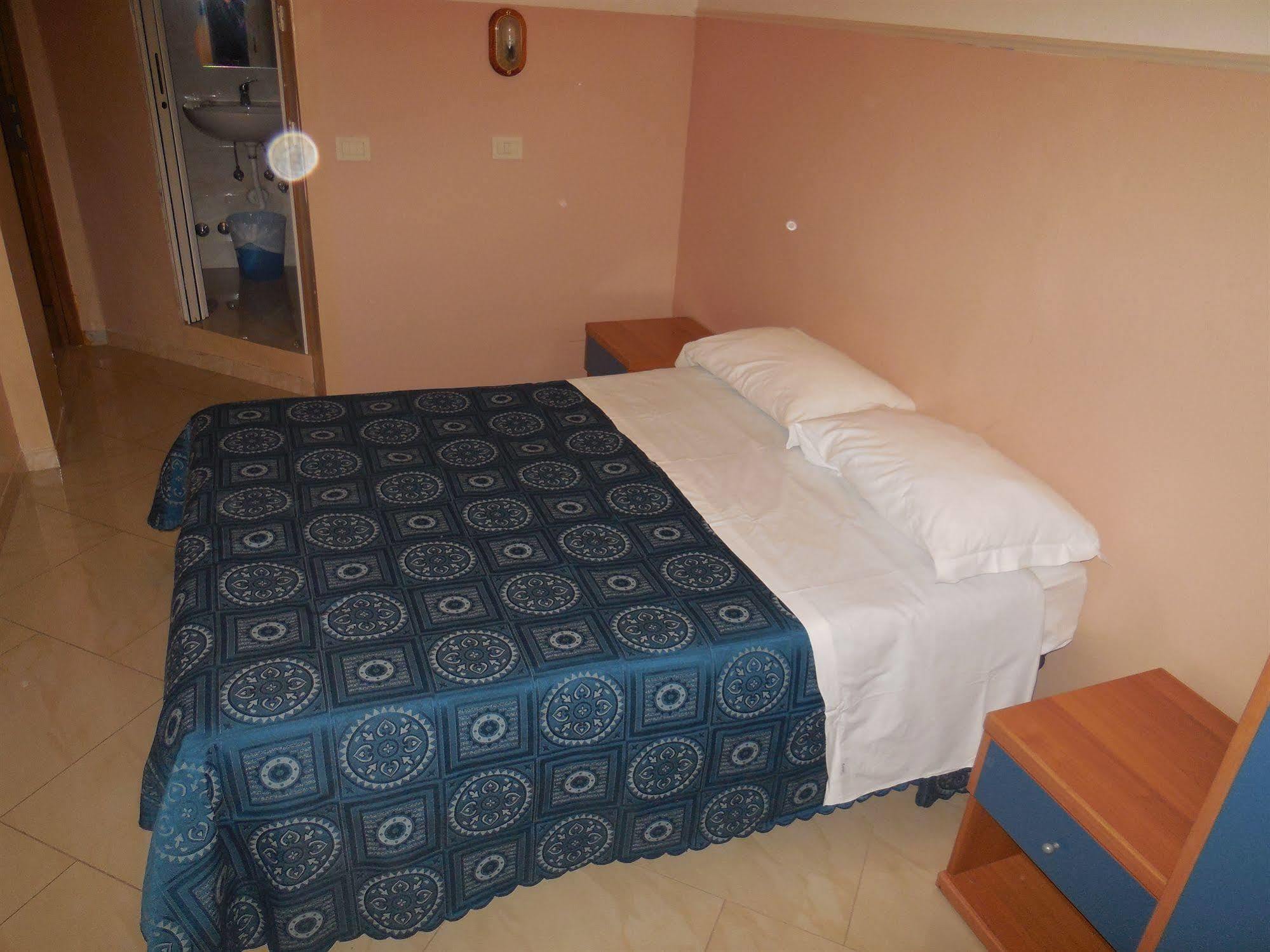Hotel Cressy Rzym Zewnętrze zdjęcie